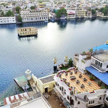 Hotel Devraj Niwas On Lake Pichola Udaipur Eksteriør billede