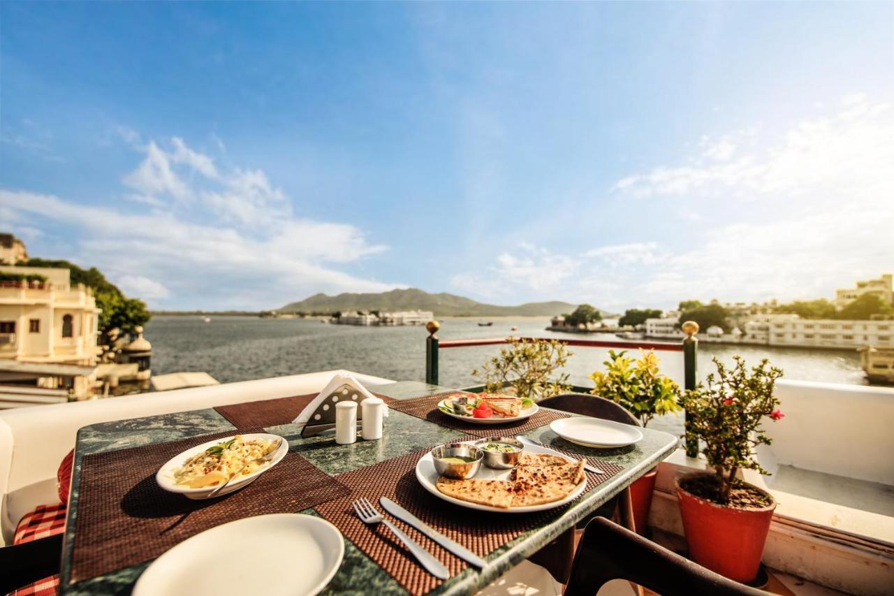 Hotel Devraj Niwas On Lake Pichola Udaipur Eksteriør billede