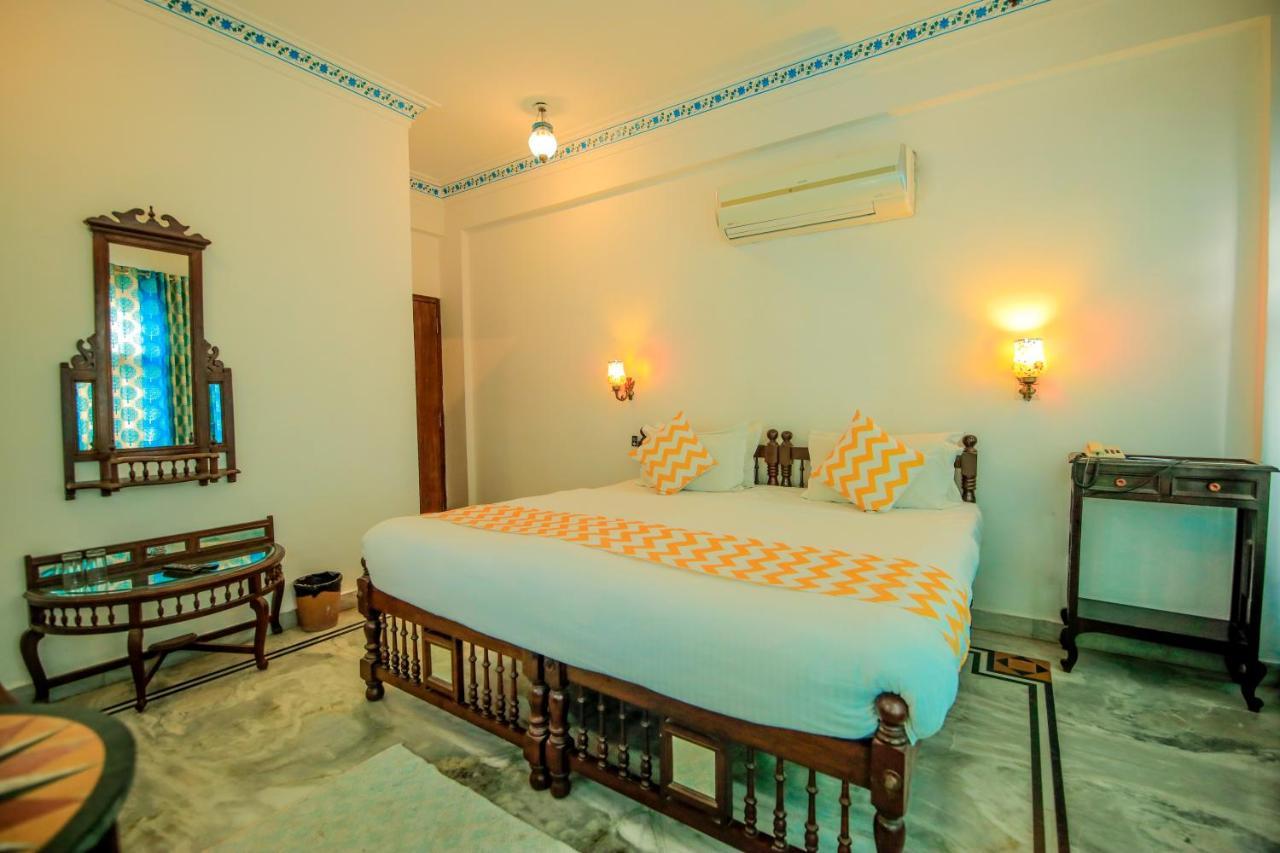 Hotel Devraj Niwas On Lake Pichola Udaipur Eksteriør billede