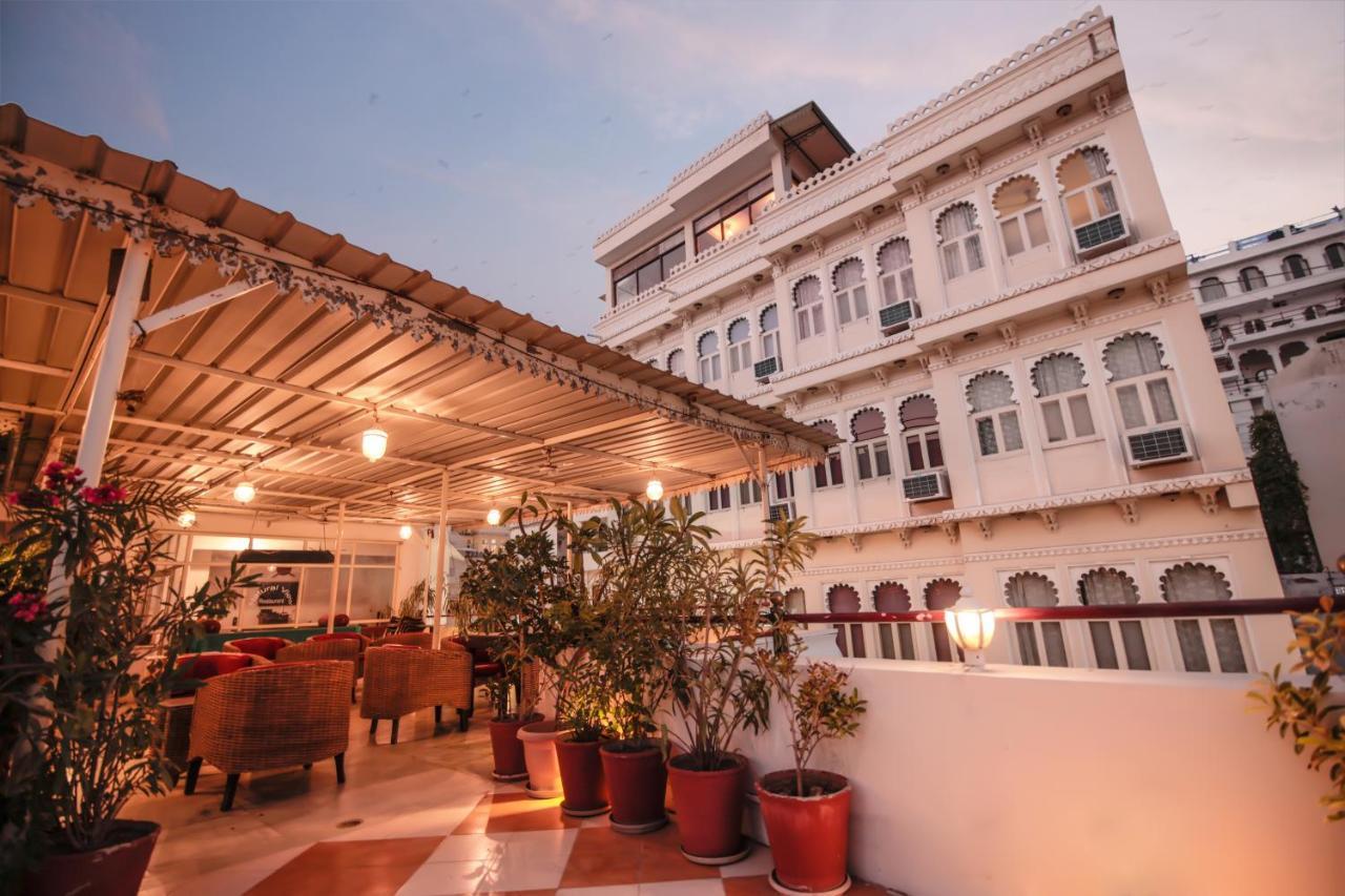 Hotel Devraj Niwas On Lake Pichola Udaipur Eksteriør billede