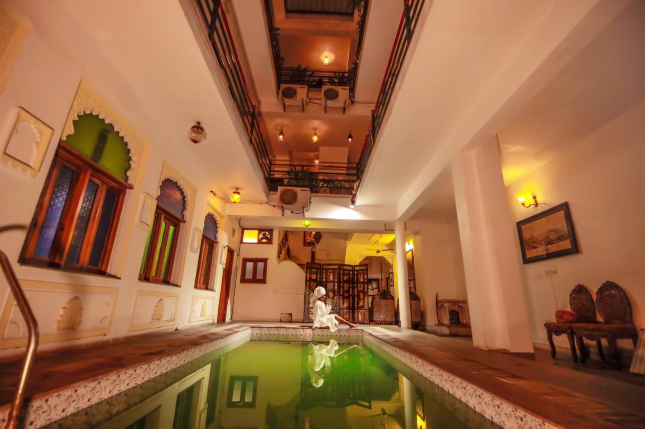 Hotel Devraj Niwas On Lake Pichola Udaipur Eksteriør billede
