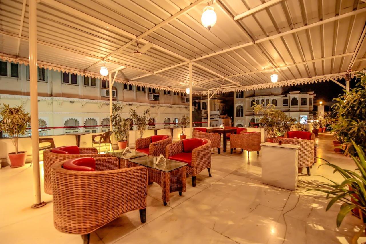 Hotel Devraj Niwas On Lake Pichola Udaipur Eksteriør billede