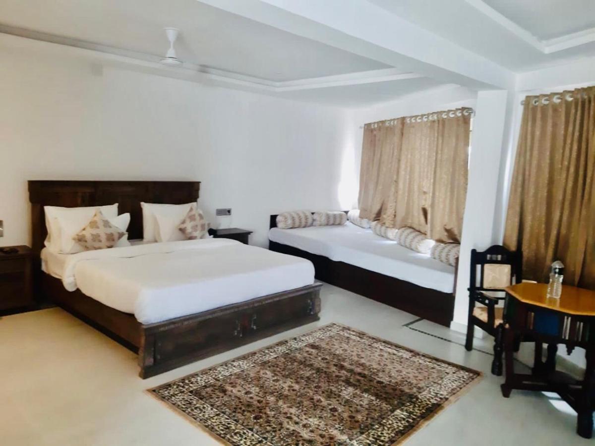 Hotel Devraj Niwas On Lake Pichola Udaipur Eksteriør billede