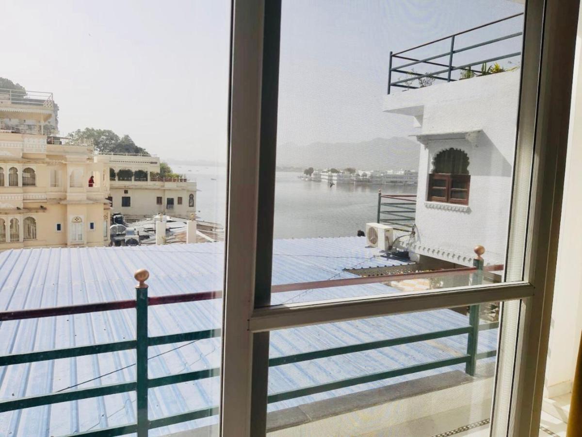 Hotel Devraj Niwas On Lake Pichola Udaipur Eksteriør billede