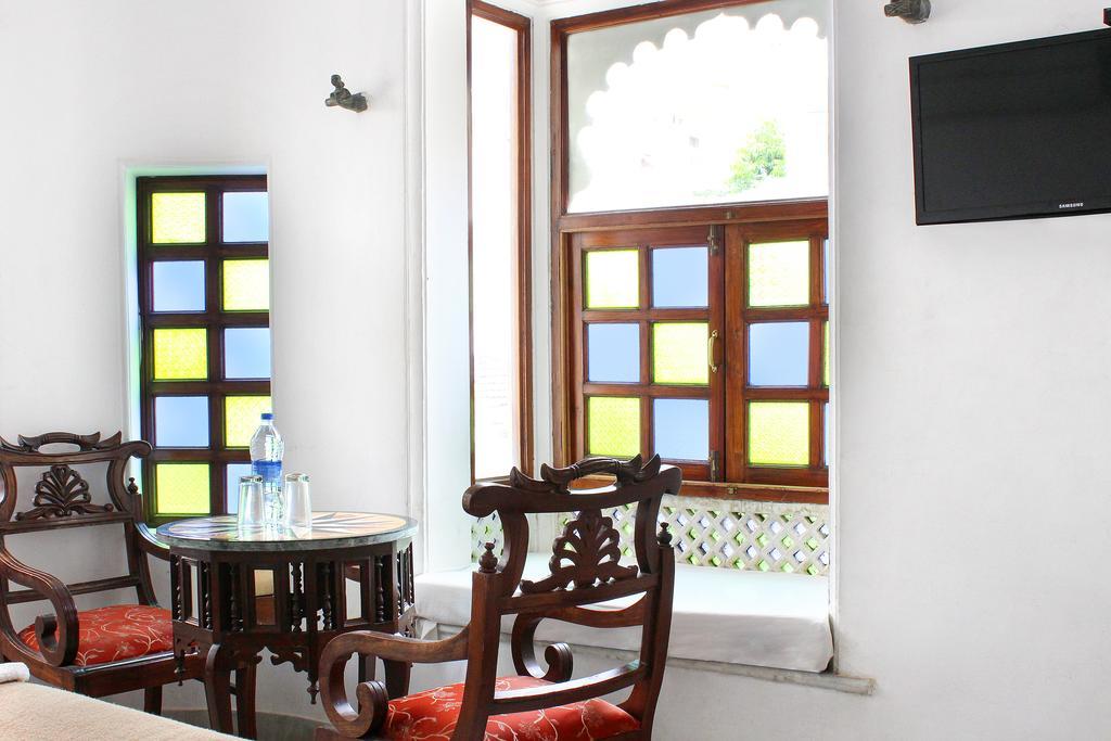 Hotel Devraj Niwas On Lake Pichola Udaipur Eksteriør billede