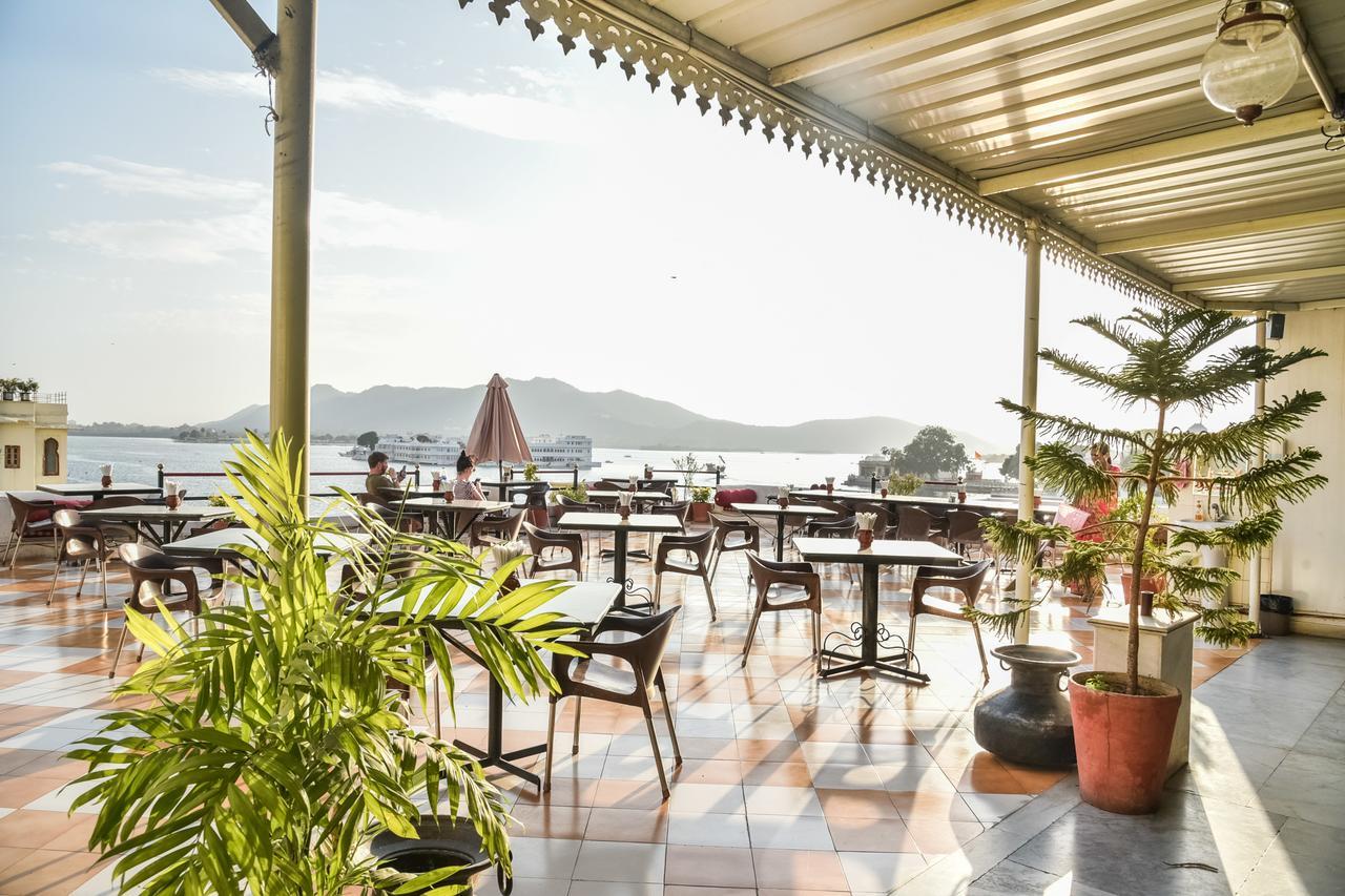 Hotel Devraj Niwas On Lake Pichola Udaipur Eksteriør billede